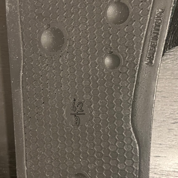 COPY - Valentino slides - never worn Size 9 - Picture 5 of 7